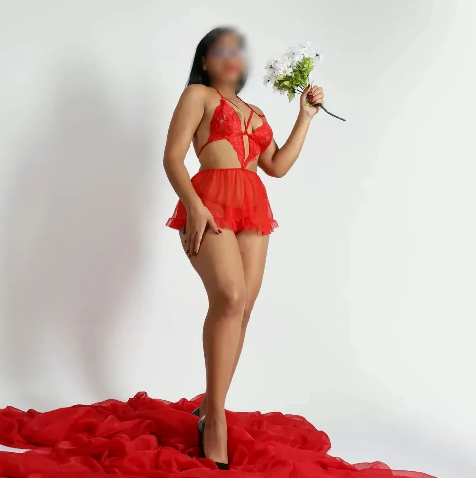 Carina, 21
