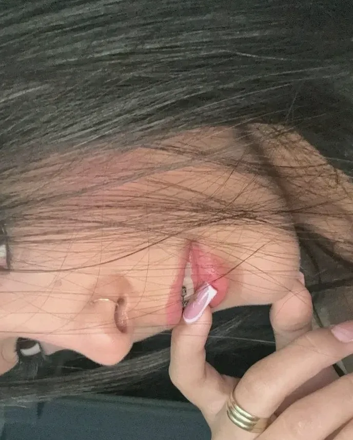 Elisa, 23